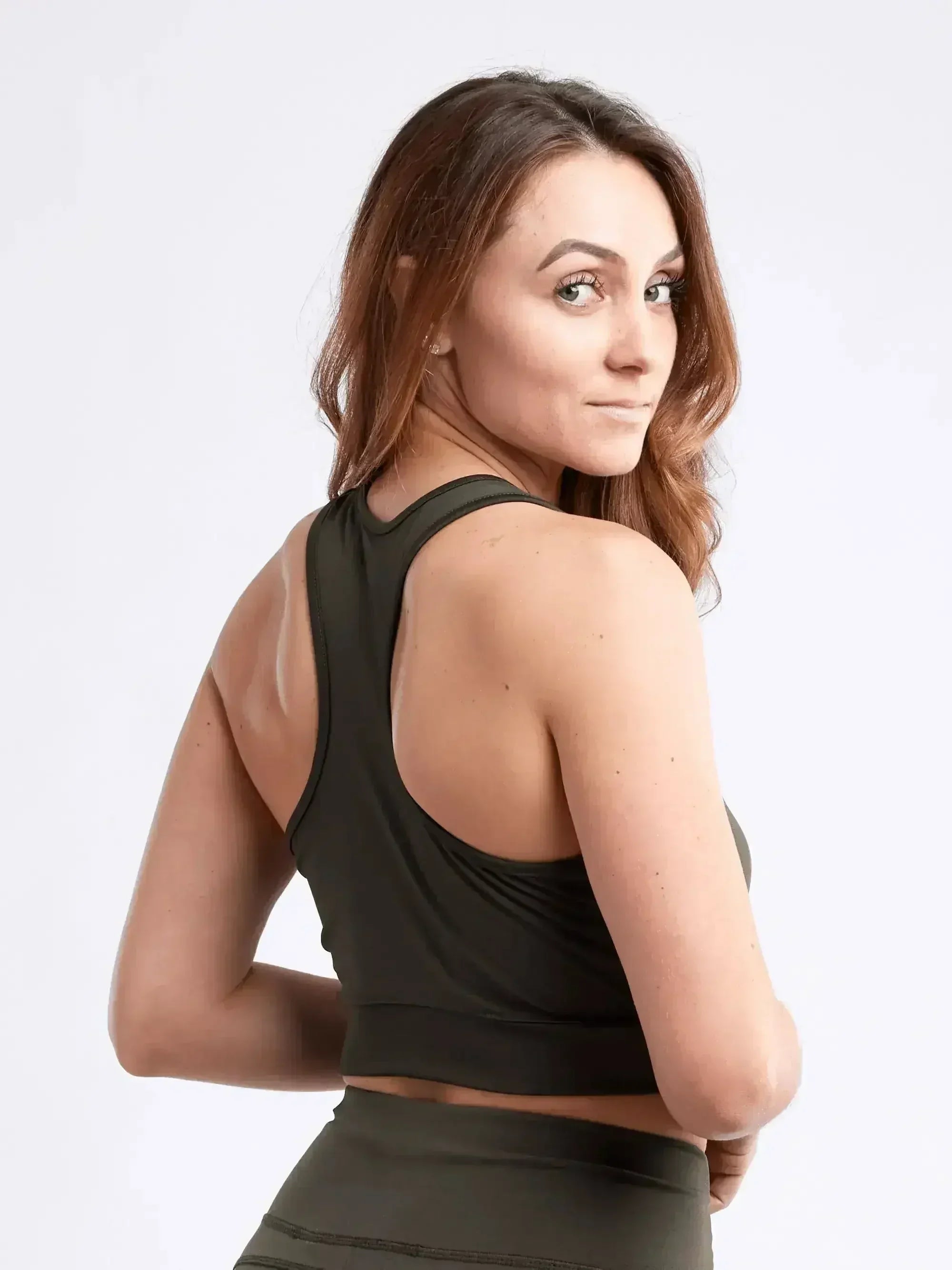 Racerback Training Crop Tank – Lightweight & Breathable for Workouts