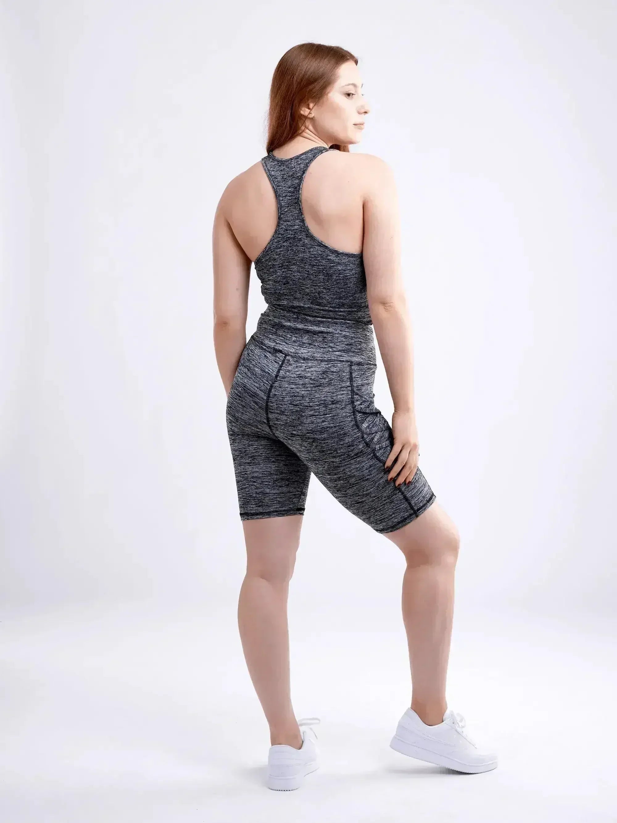 Racerback Training Crop Tank – Lightweight & Breathable for Workouts